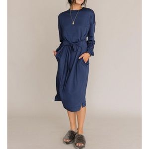 NWT QNoor Sweater Tie Dress - Women’s L